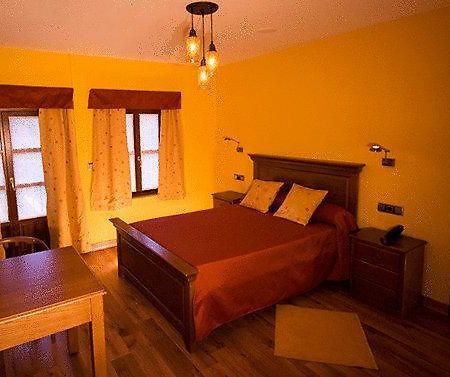 Hotel La Casa Grande Оренсе Номер фото